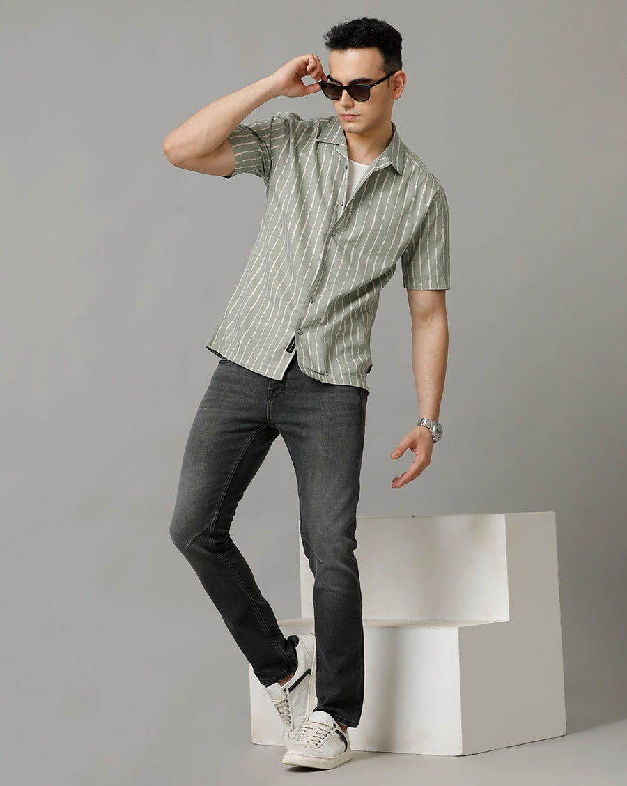 Voi Jeans Mens White Light Olive Boxy Fit Shirt