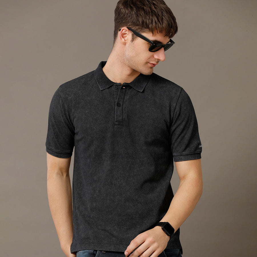 Voi Jeans Mens Jet Black Regular Fit Half Sleeve Cotton T-Shirt