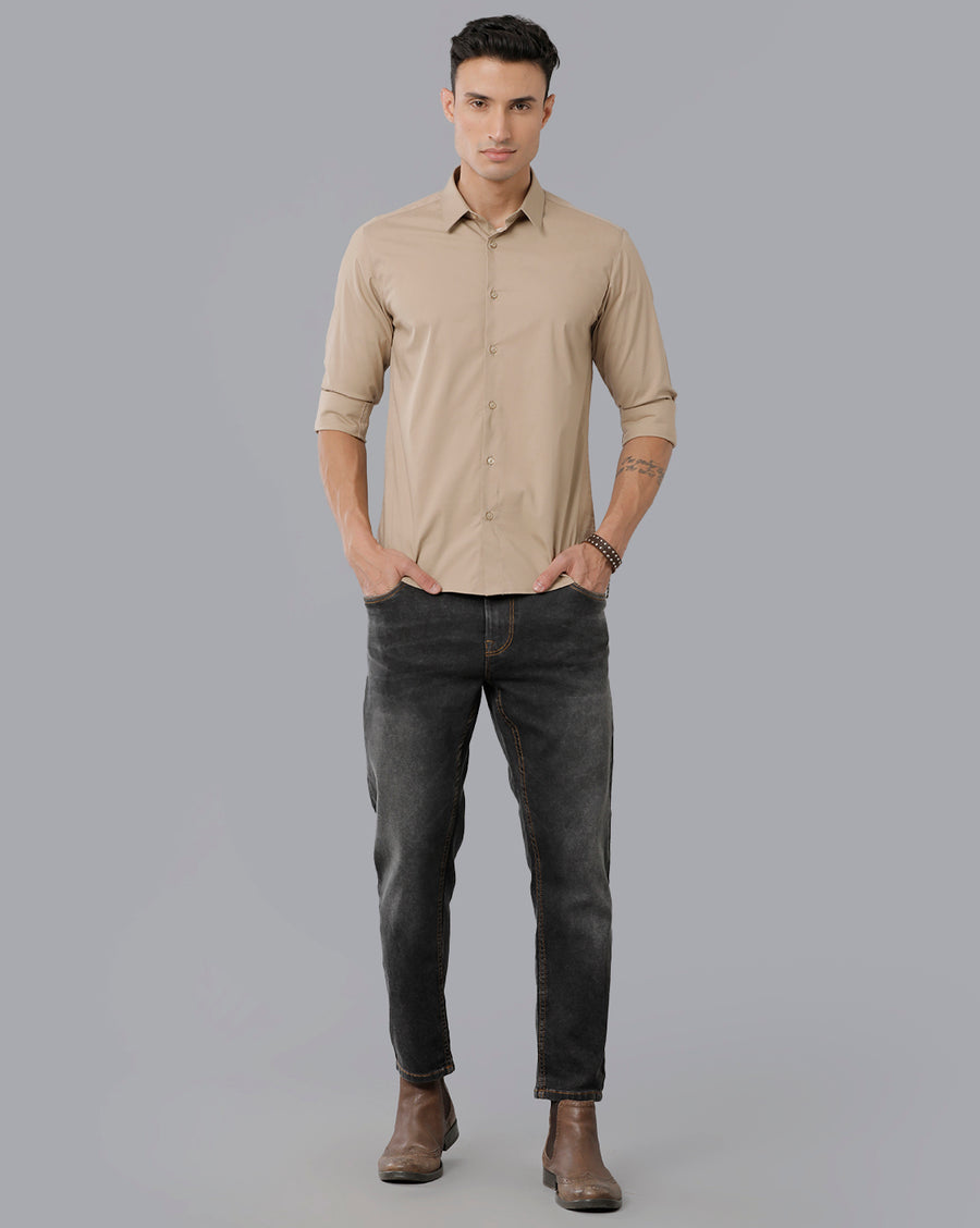 Men Solid Slim Fit Casual Shirt