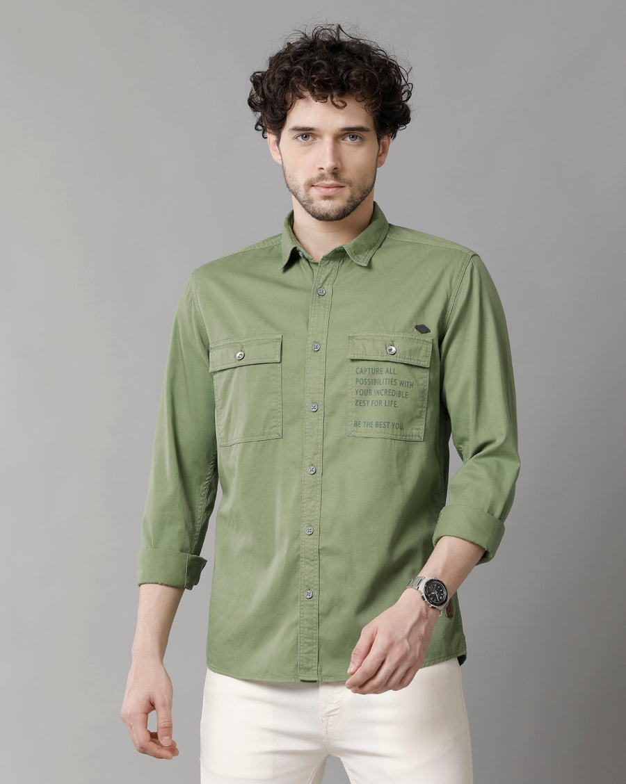 Men Solid Slim Fit Casual Shirt