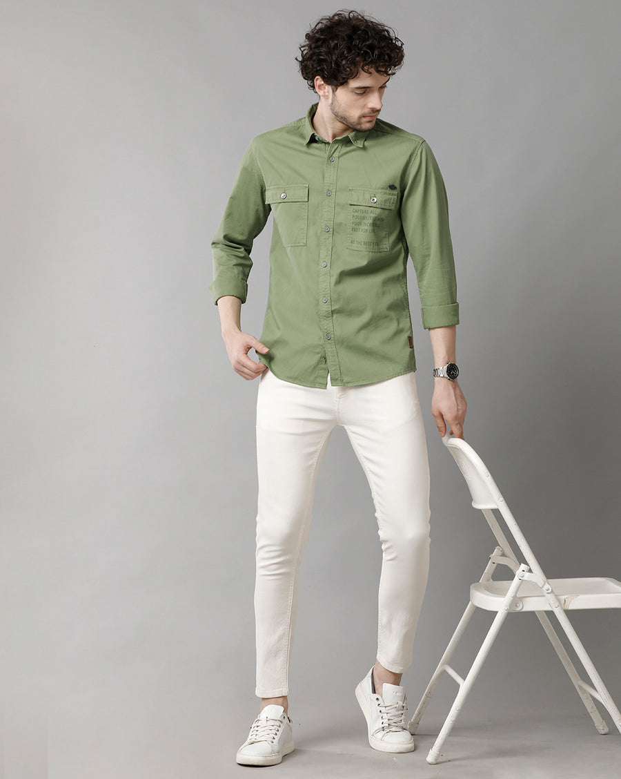 Men Solid Slim Fit Casual Shirt